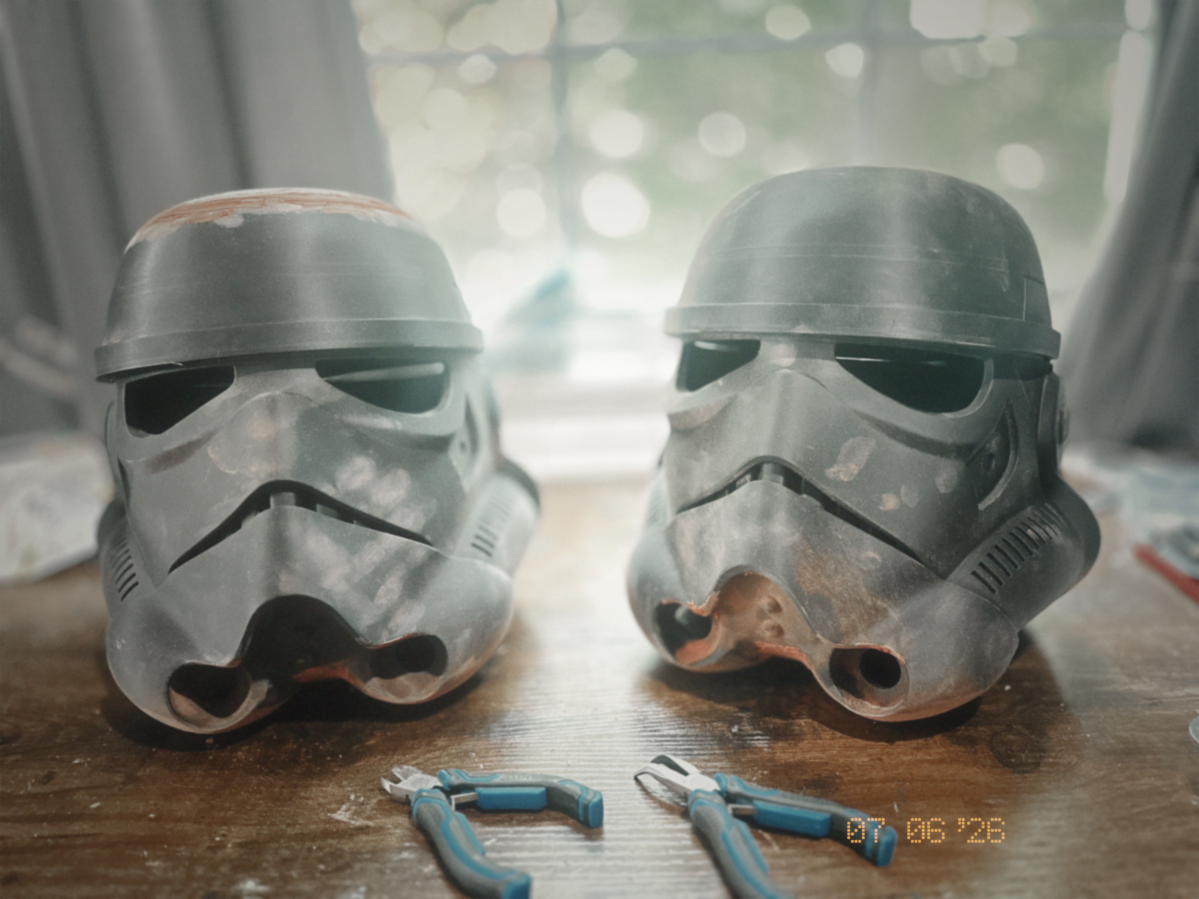 Stormtrooper Helmet Assembly: Glueing the Pieces of an Icon detail image