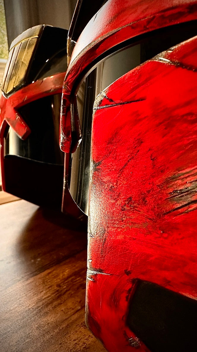 Lawgiver Helmet (Judge Dredd) – Collector Display Prop (Inspired Design)