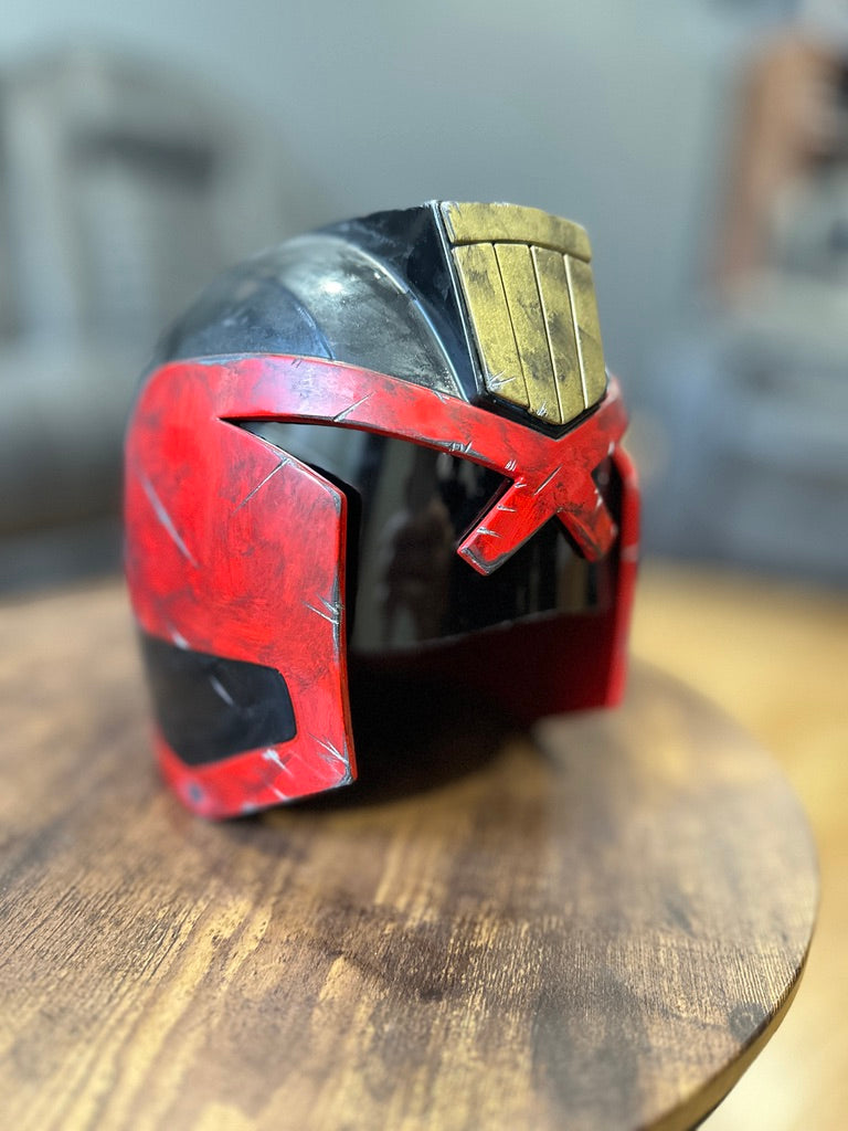 Lawgiver Helmet (Judge Dredd) – Collector Display Prop (Inspired Design)