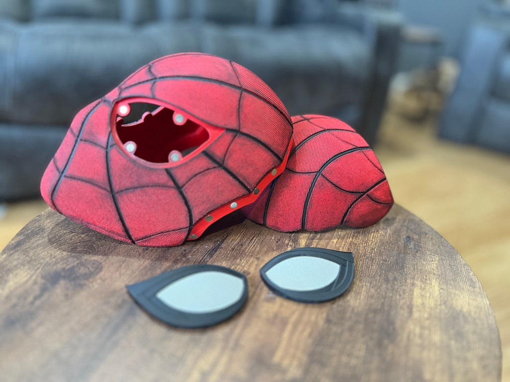 Spider-Inspired Hero Helmet – Regular Edition