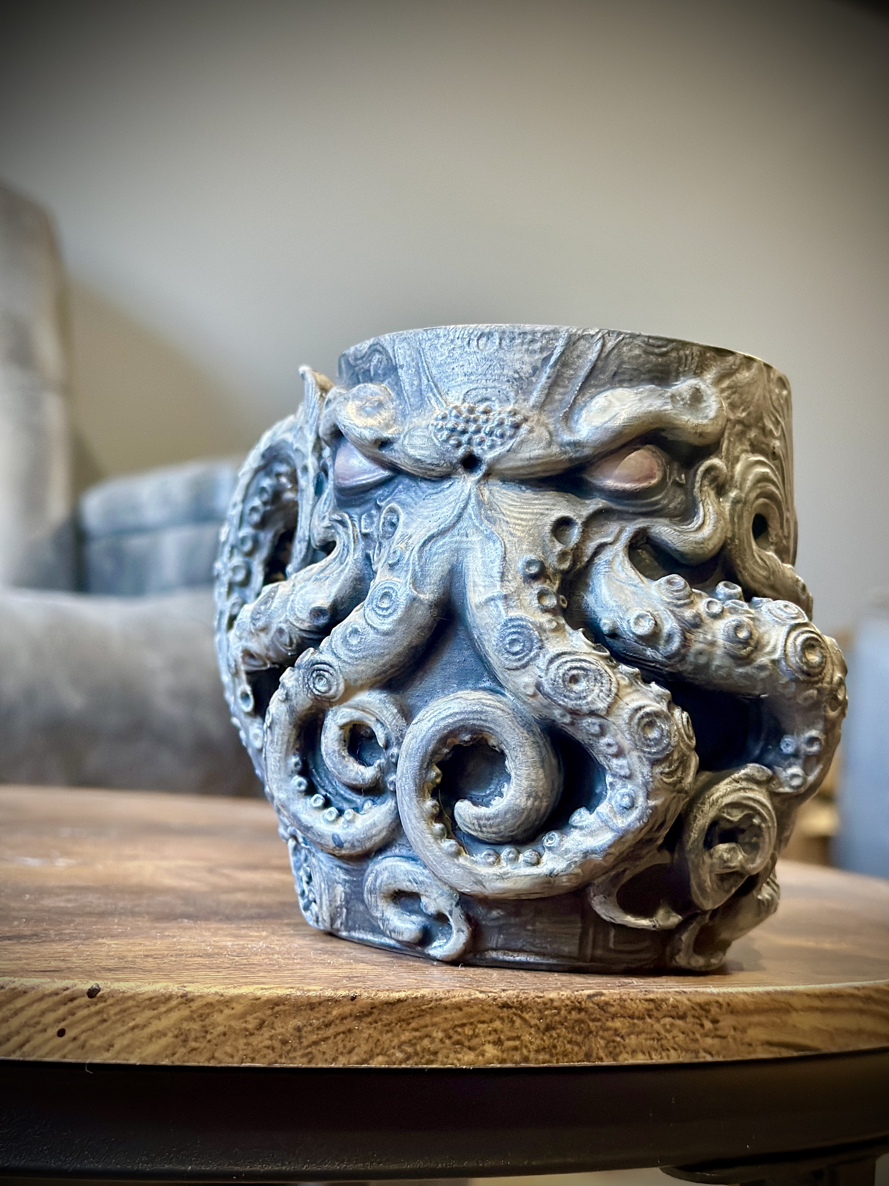 Kraken Tentacle Mug – Abyssal Ocean Relic (Display Decor) detail image