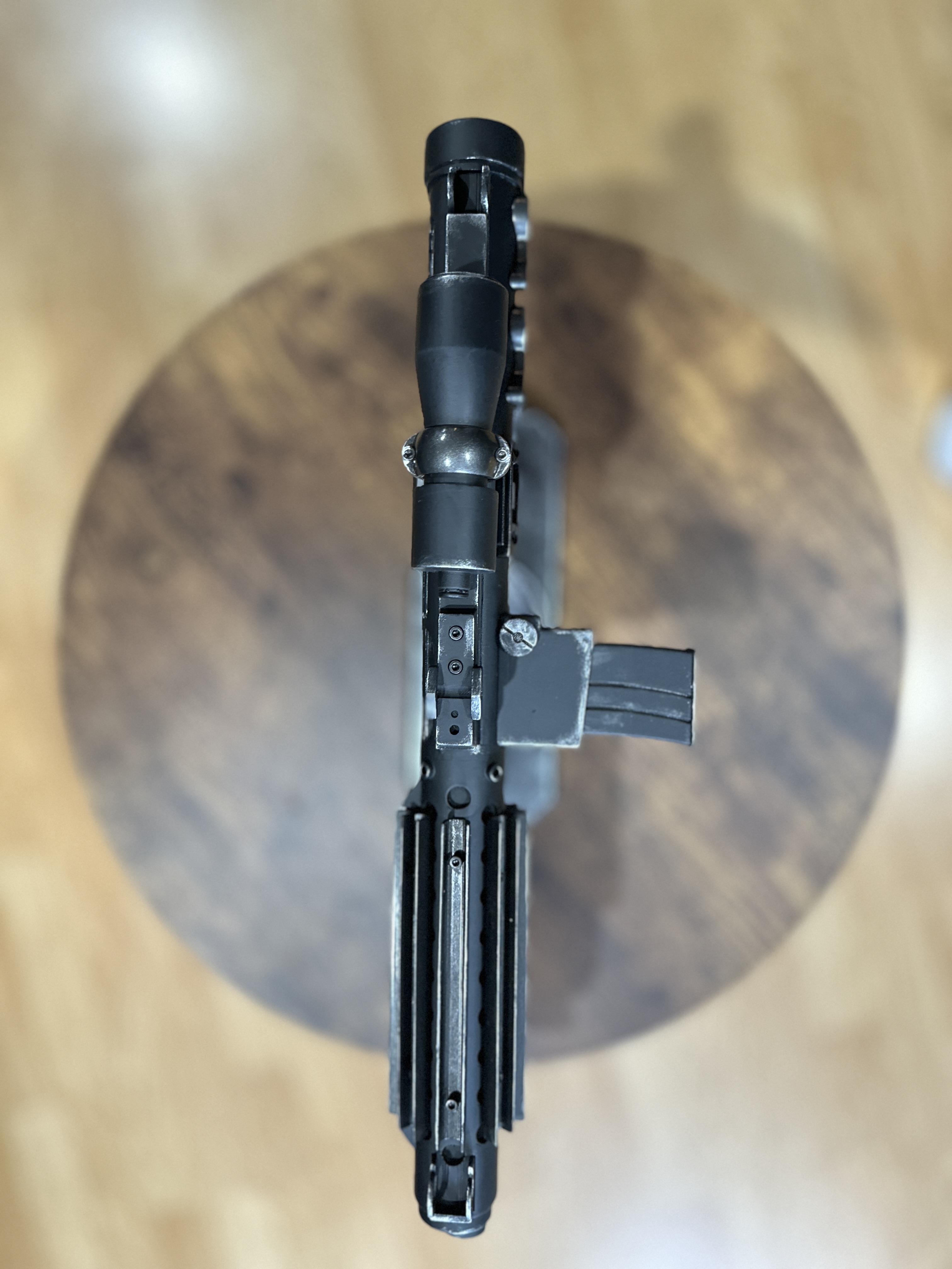 Star Wars E-11 Blaster – Weathered Battle-Worn Version (Display Prop) detail image