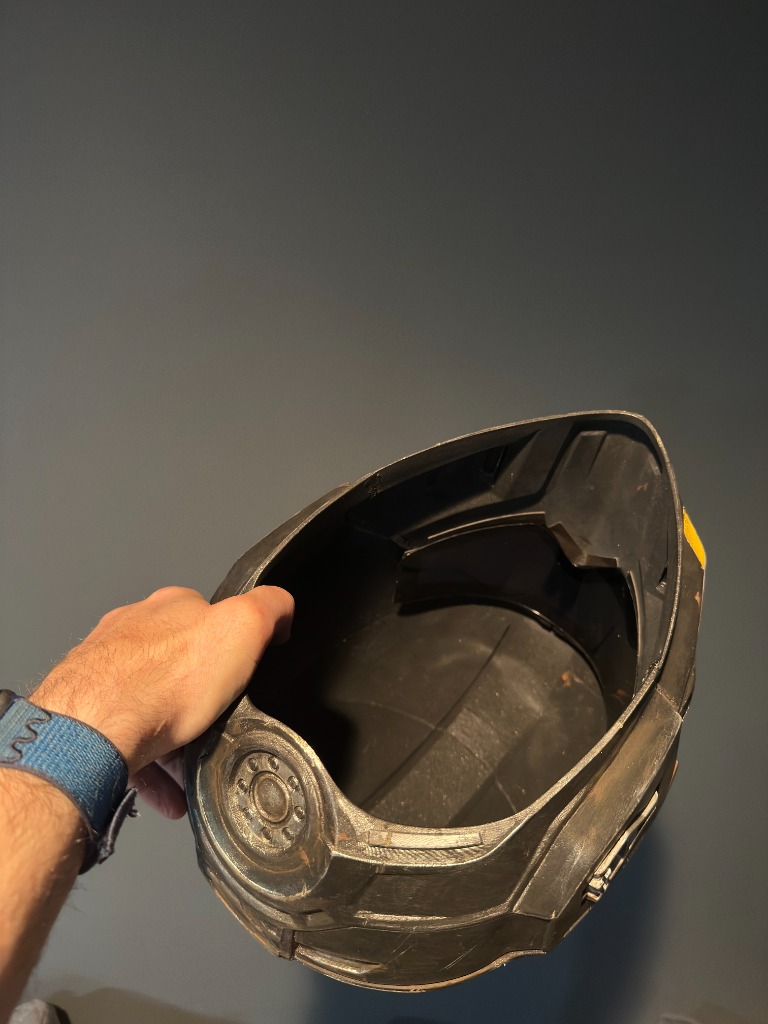 Helldivers Inspired Battle-Worn Helmet (Display Prop) detail image